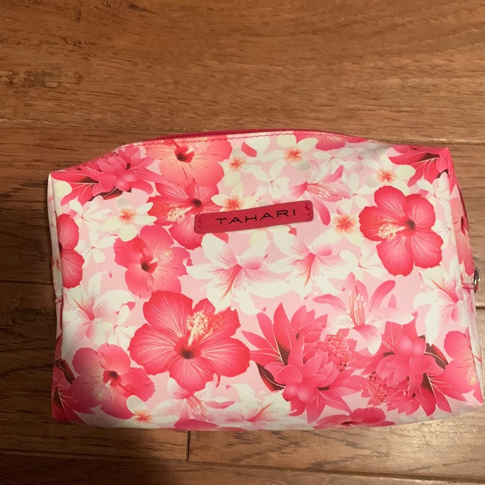Makeup bag